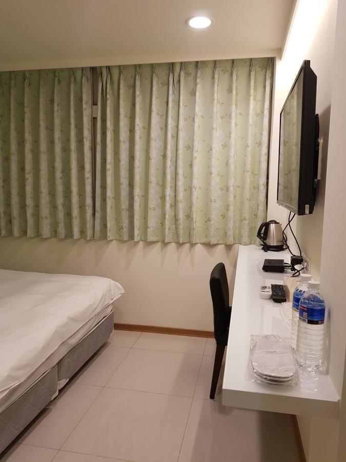 Galaxy Mini Inn Тайпей Екстериор снимка
