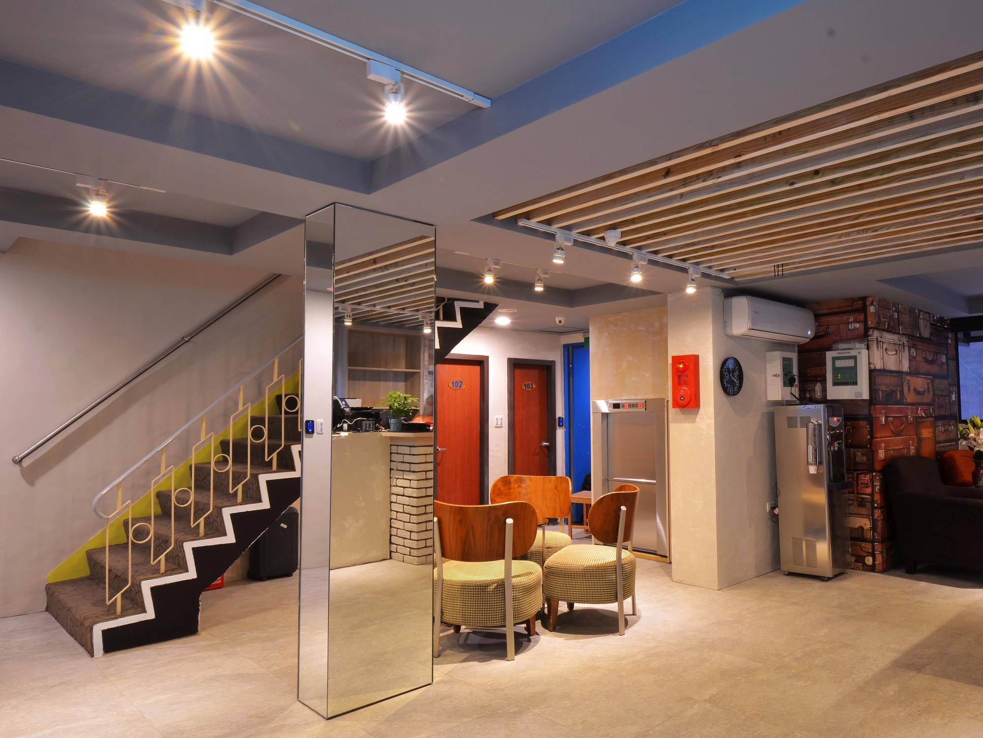 Galaxy Mini Inn Тайпей Екстериор снимка