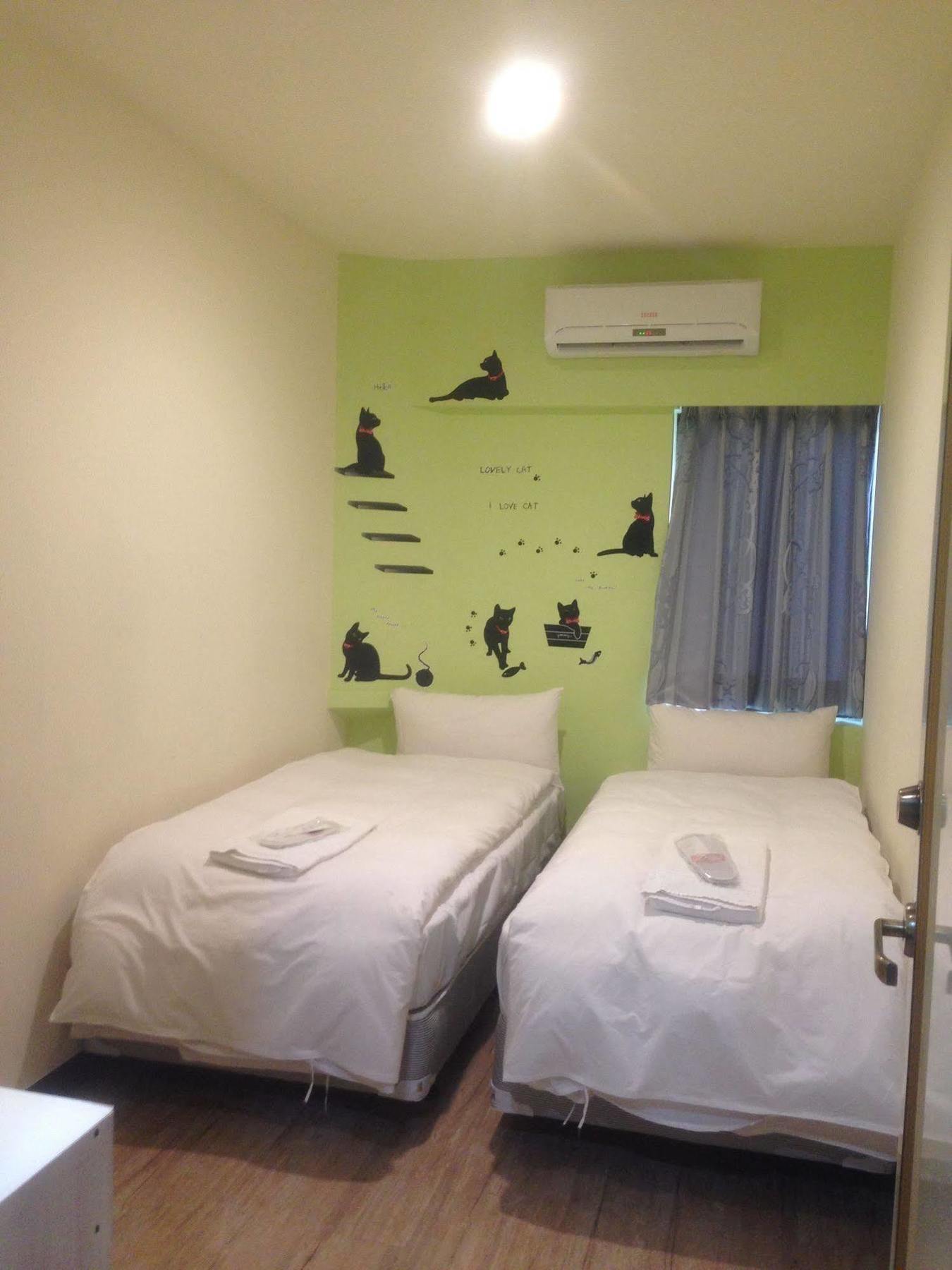 Galaxy Mini Inn Тайпей Екстериор снимка